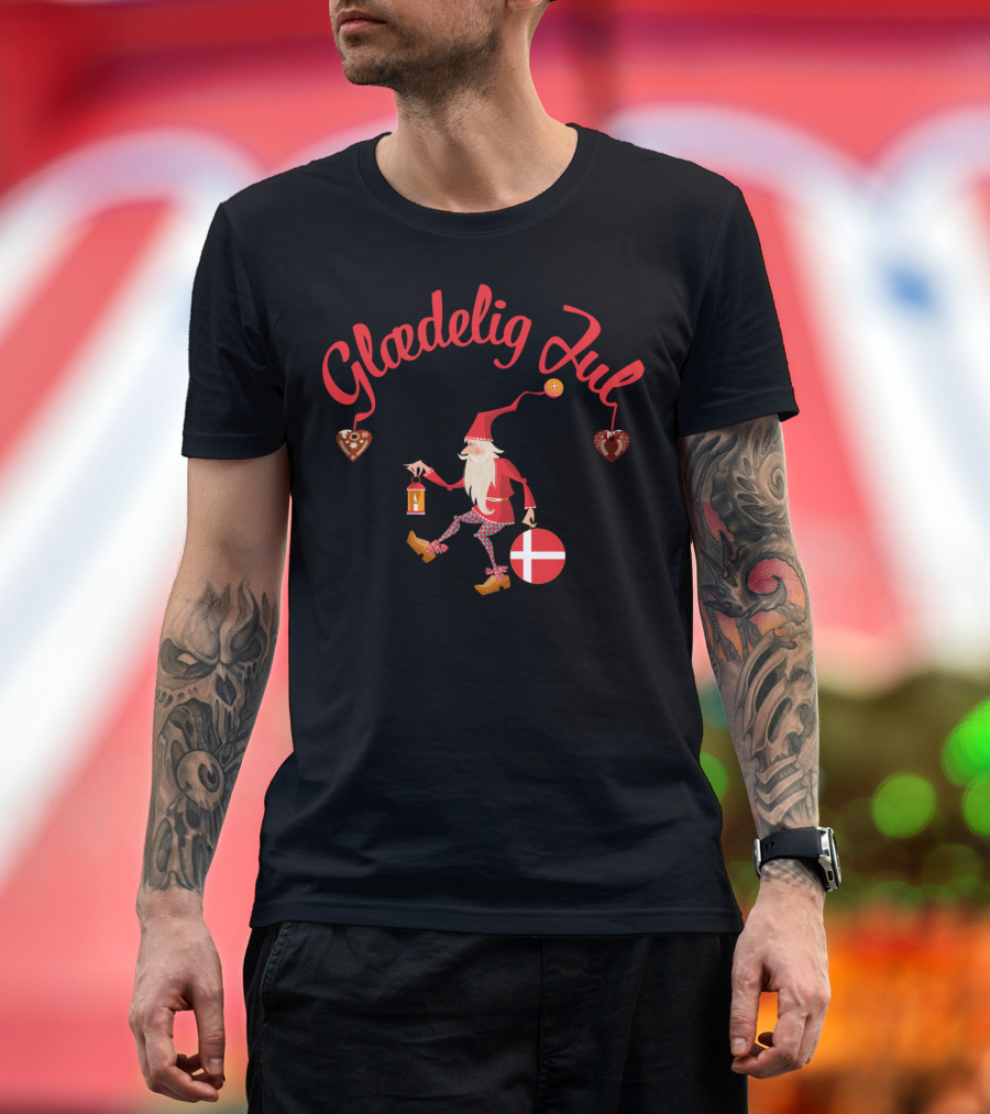 Glaedelig Jul Danish Merry Christmas Denmark Santa Flag Hearts Lantern T-Shirt