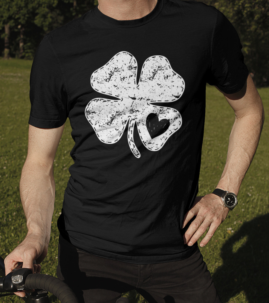 I Love Shamrock Heart St Patricks Day Four Leaf Clover Rustic Charm T-Shirt