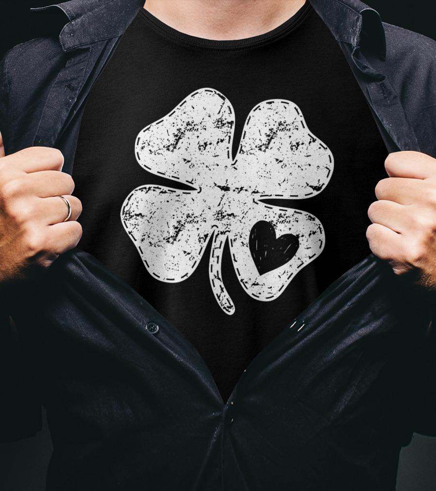 I Love Shamrock Heart St Patricks Day Four Leaf Clover Rustic Charm T-Shirt