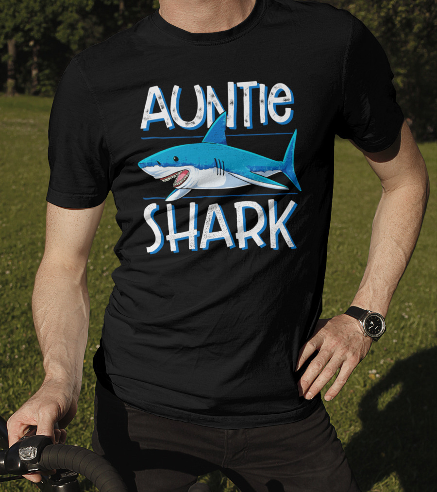 Auntie Shark Family Matching Aunt Women Jawsome Blue Shark Cartoon T-Shirt