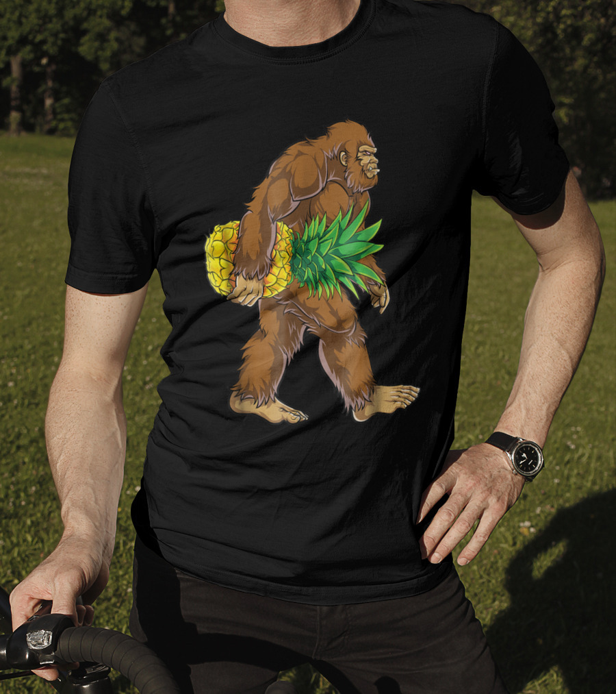 Bigfoot Carrying Pineapple Funny Sasquatch Iconic Creature Humor T-Shirt