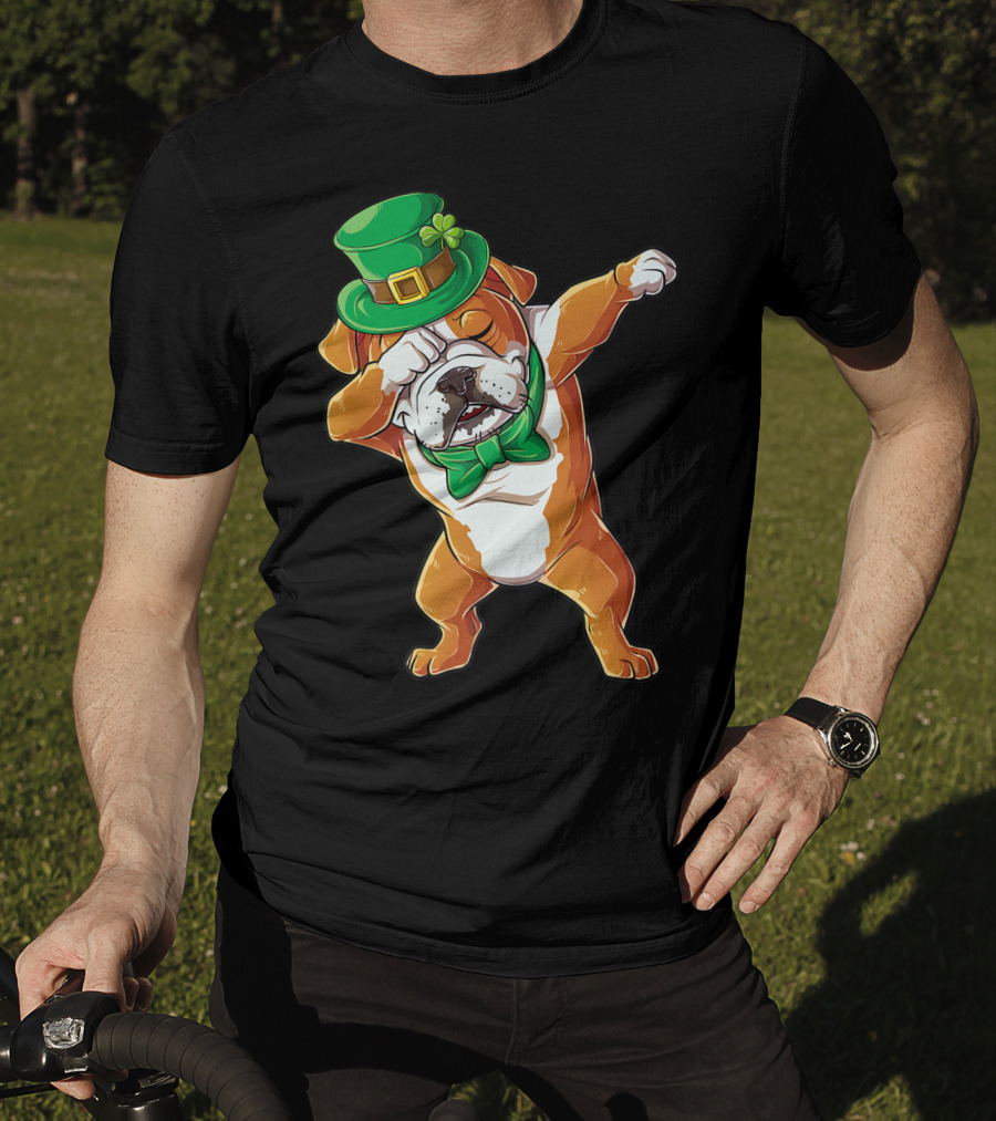 Dabbing English Bulldog St Patricks Day Leprechaun Hat Bow Tie T-Shirt