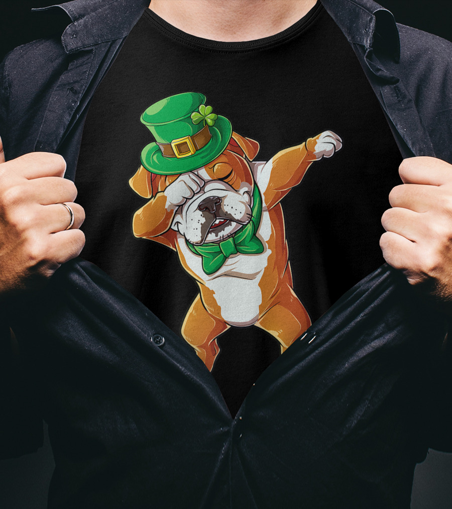 Dabbing English Bulldog St Patricks Day Leprechaun Hat Bow Tie T-Shirt