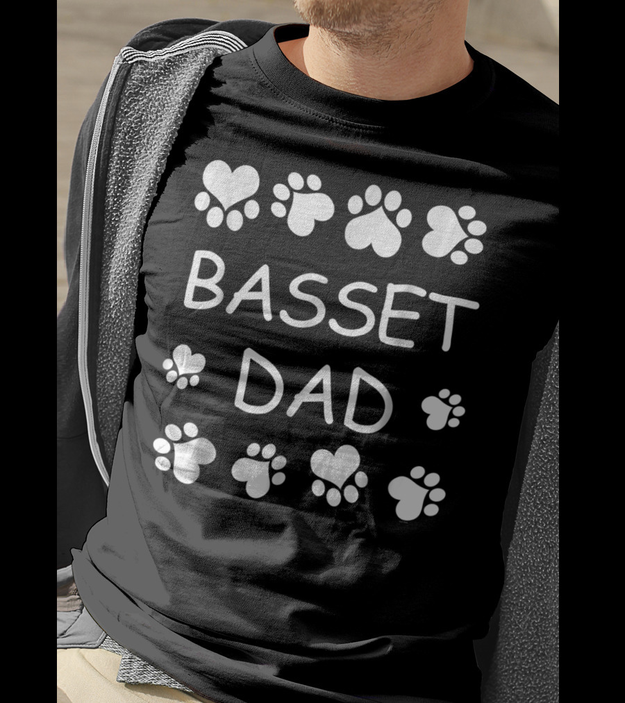 Basset Dad Lovers Paw And Heart Design For Christmas Birthday T-Shirt