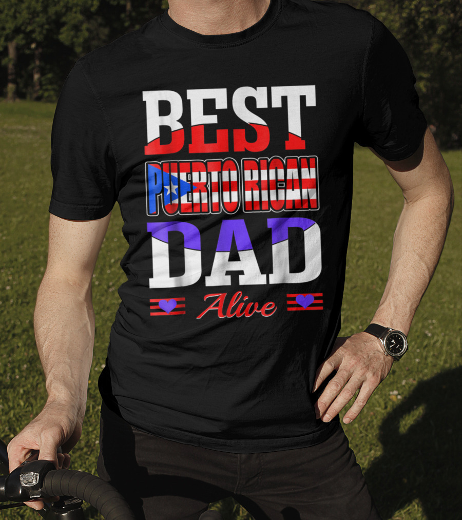 Best Puerto Rican Dad Alive USA Flag Style With Hearts T-Shirt