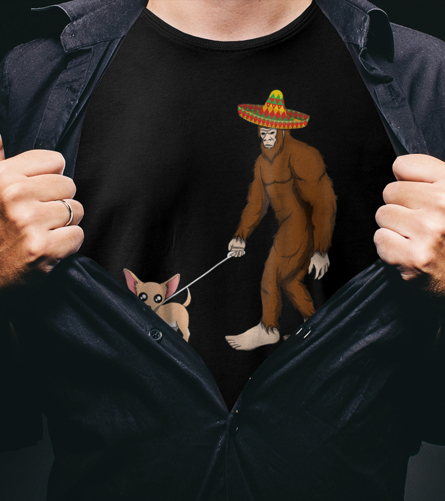 Bigfoot Sombrero Walking Chihuahua Cinco De Mayo T-Shirt