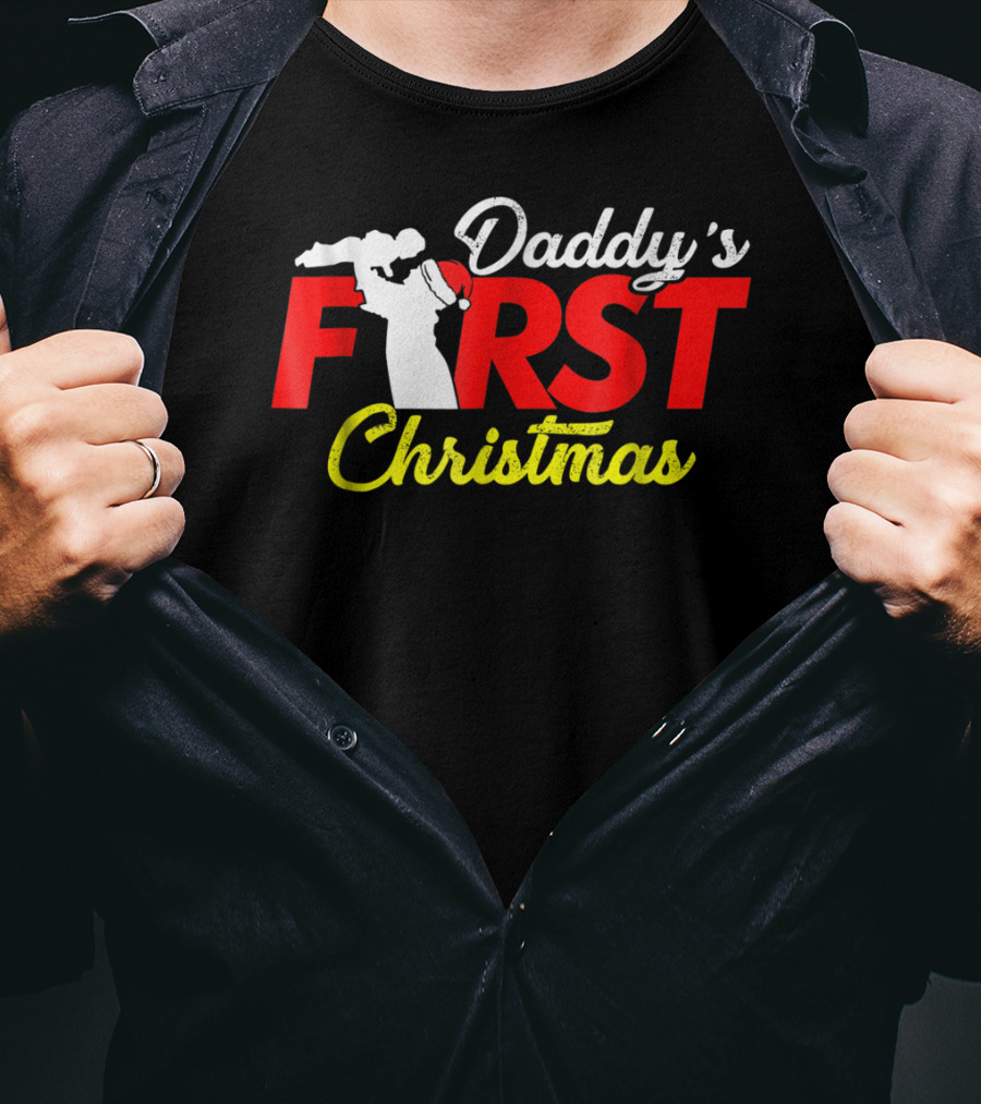 Daddy's First Christmas New Father Newborn Baby Sweet Cute Dad T-Shirt