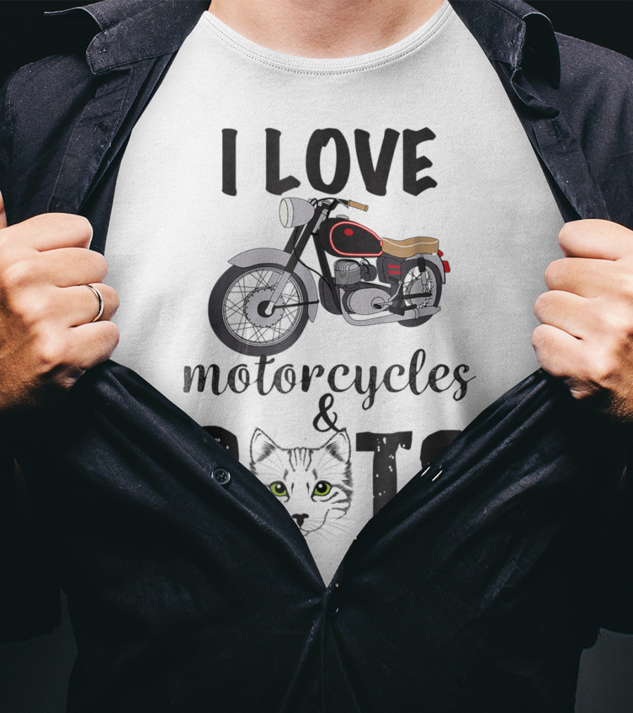 I Love Motorcycles And Cats Grandpa T-Shirt