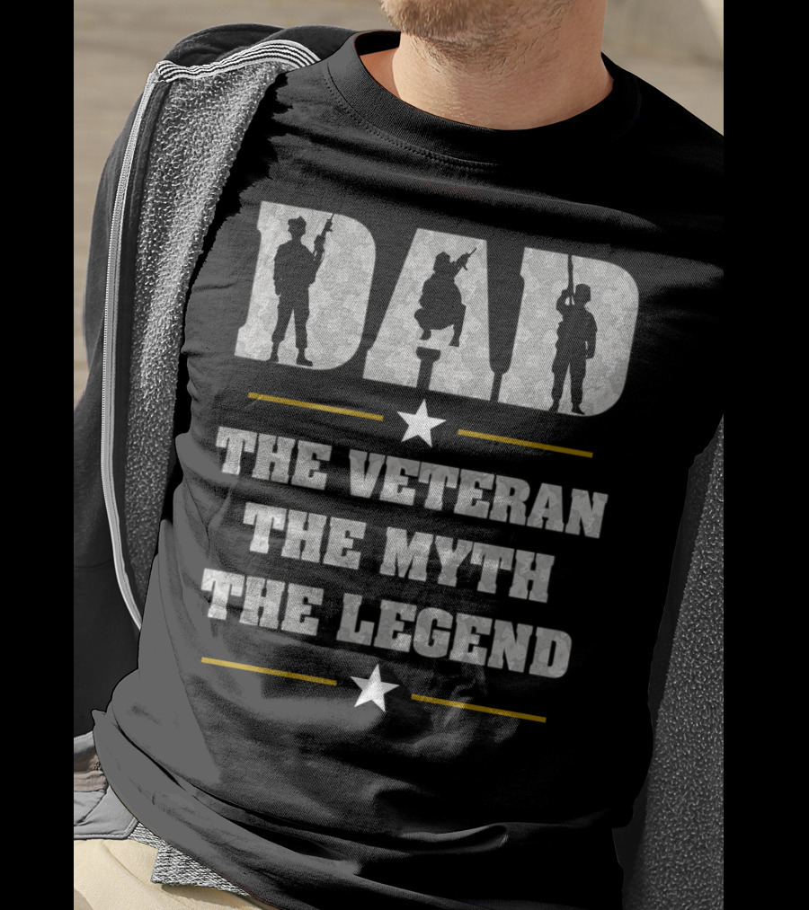 Dad The Veteran The Myth The Legend Veterans Day Silhouette Patriotic T-Shirt