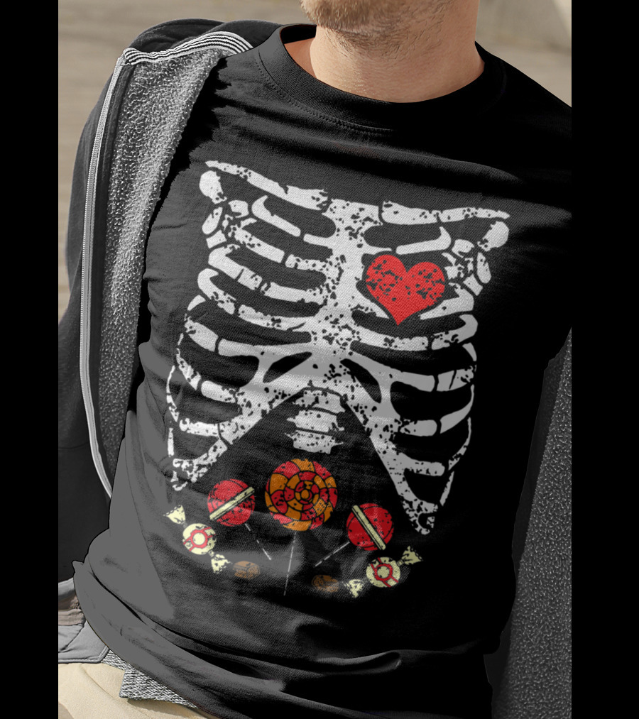 Candy Skeleton Heart And Bones Halloween Funny Kids Dad78 T-Shirt
