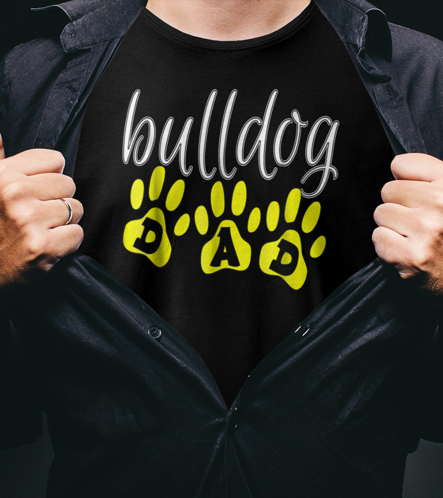 Bulldog Dad Paw Print Cute Puppy Lover T-Shirt