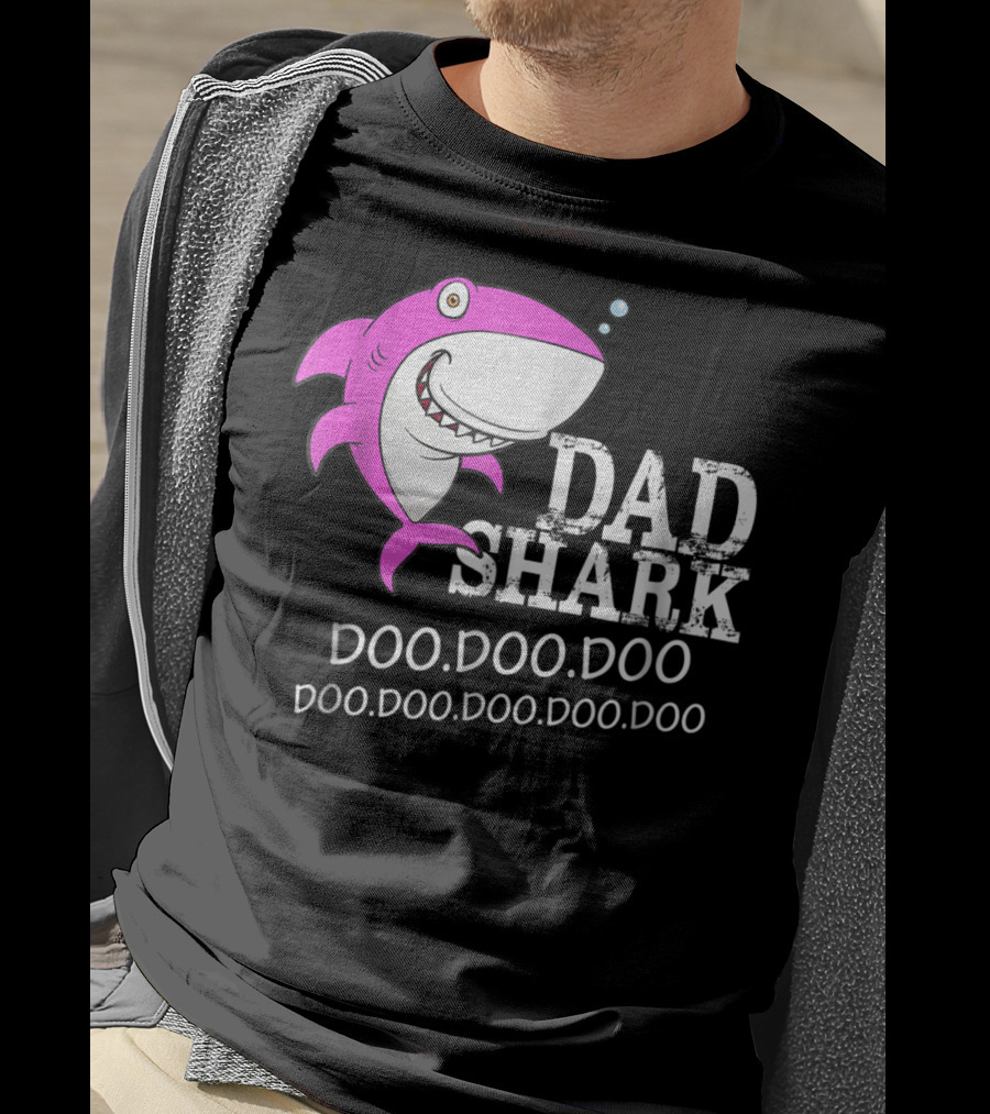 Dad Shark Doo Doo Doo Halloween Christmas Family Shark T-Shirt