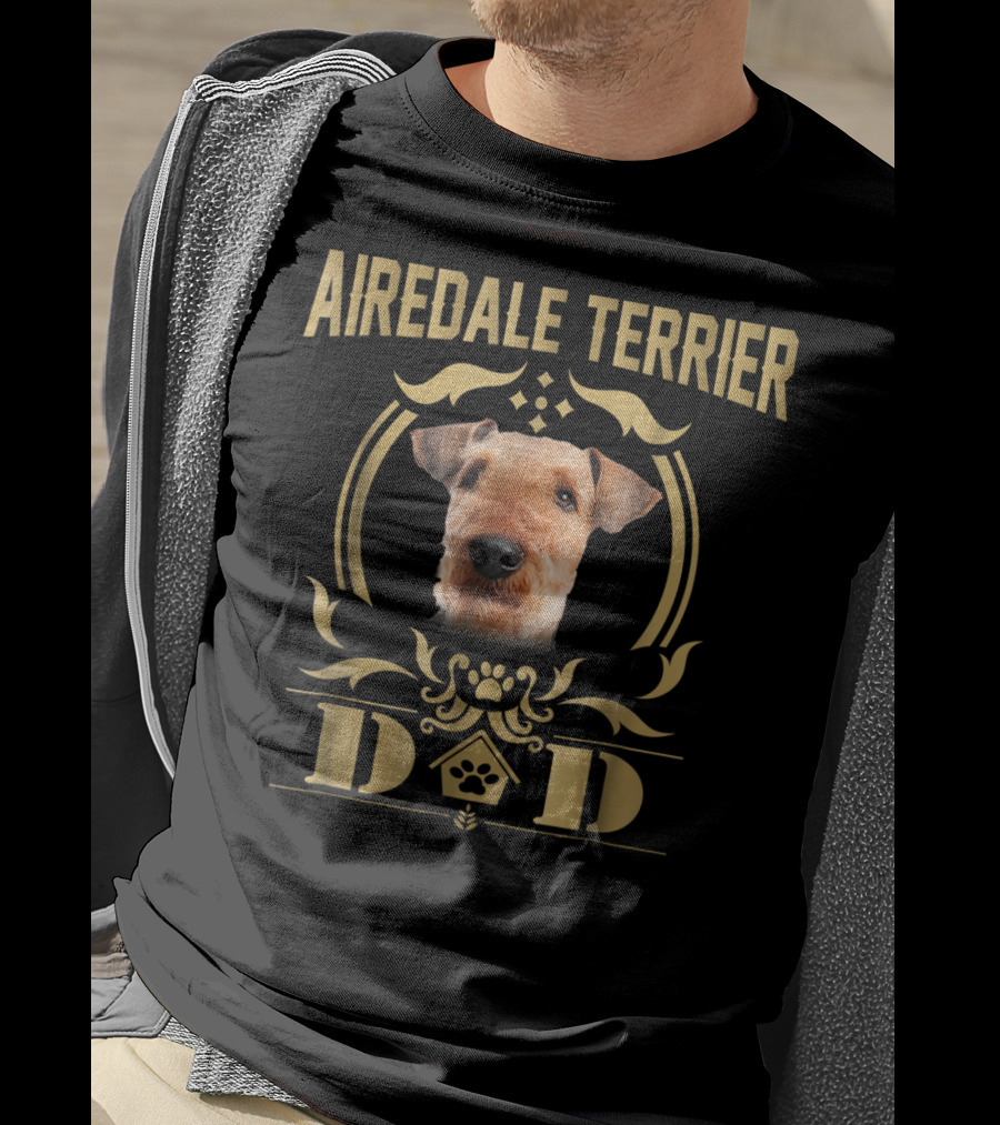 Airedale Terrier Dad Paw House T-Shirt