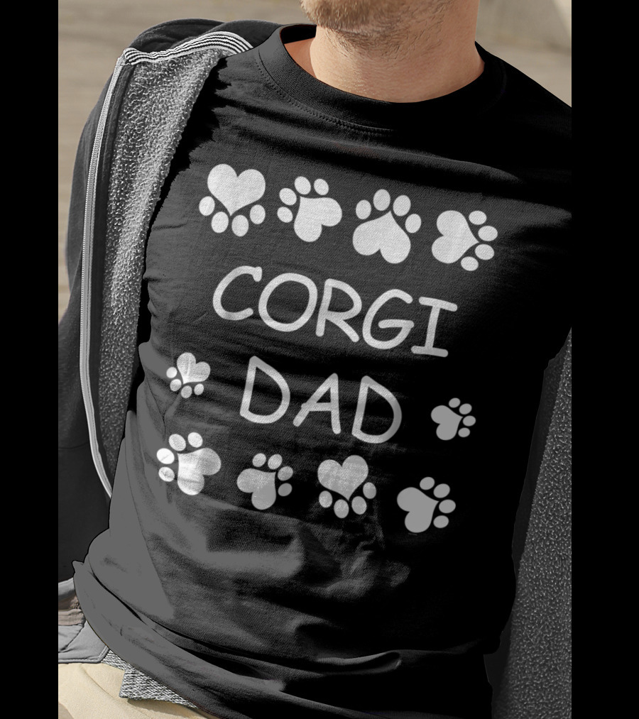 Corgi Dad Paw Prints And Hearts T-Shirt