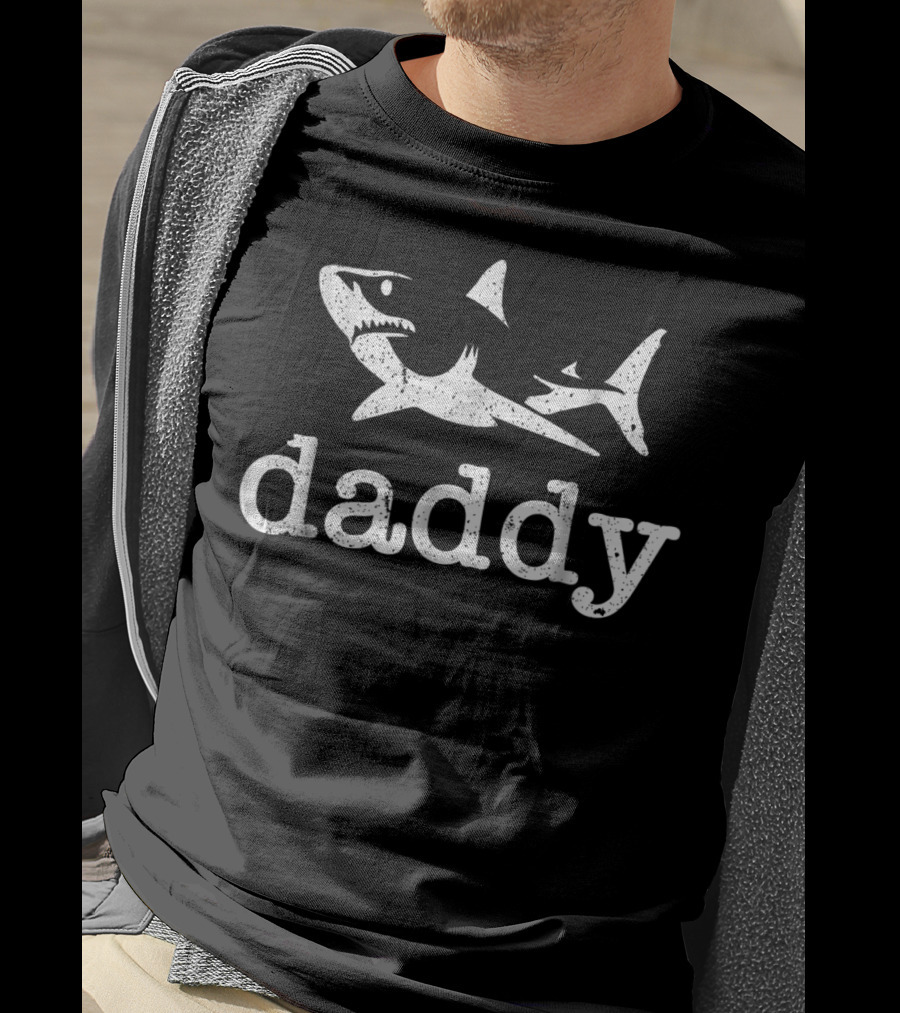 Daddy Shark Dad Matching Family Daddy Shark S37 T-Shirt