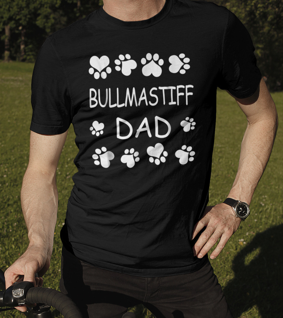 Bullmastiff Dad Paw Print Heart Lovers For Christmas Birthday T-Shirt