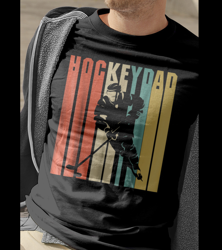 Classic Vintage Hockey Dad Player Silhouette Retro Stripes T-Shirt