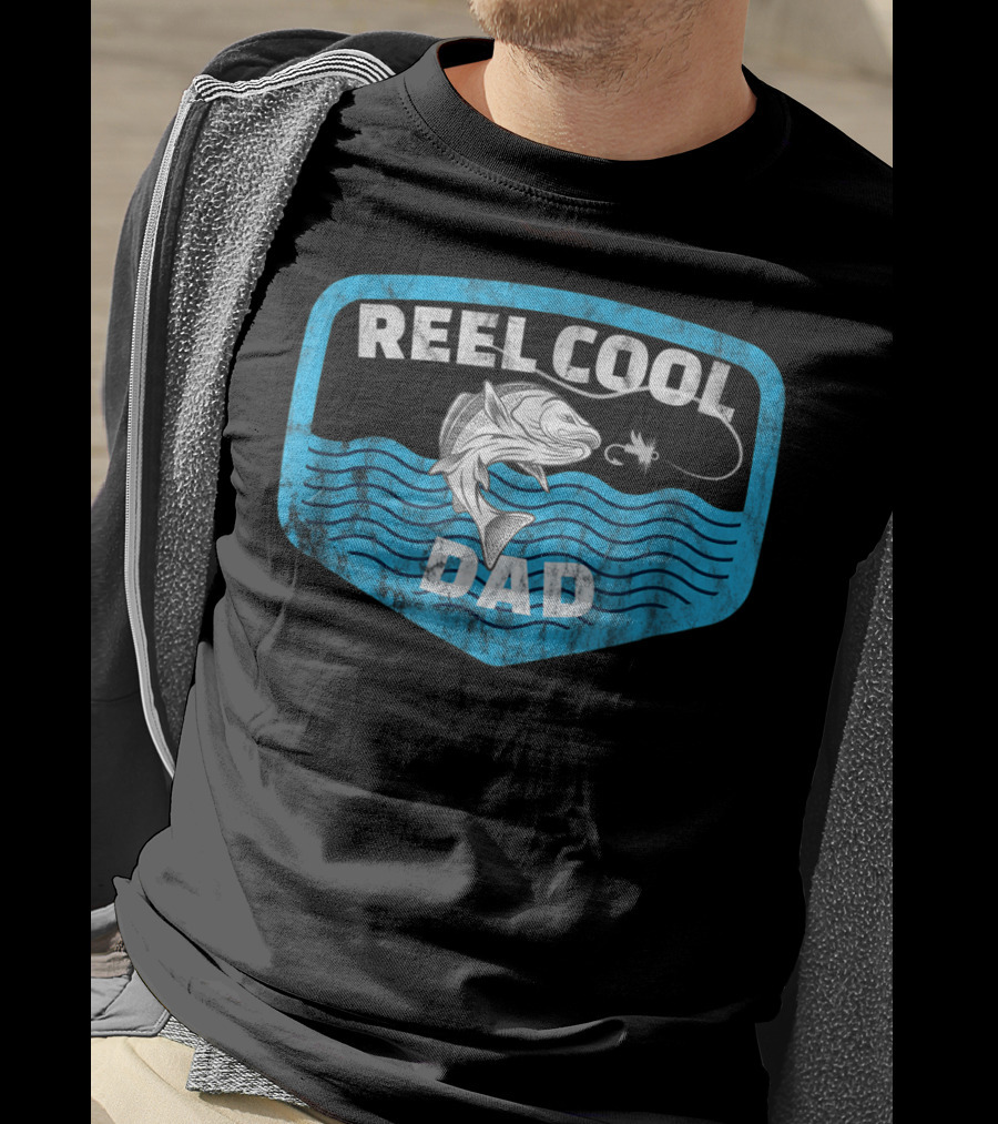 Reel Cool Dad Fathers Day Fishing Fish80 T-Shirt