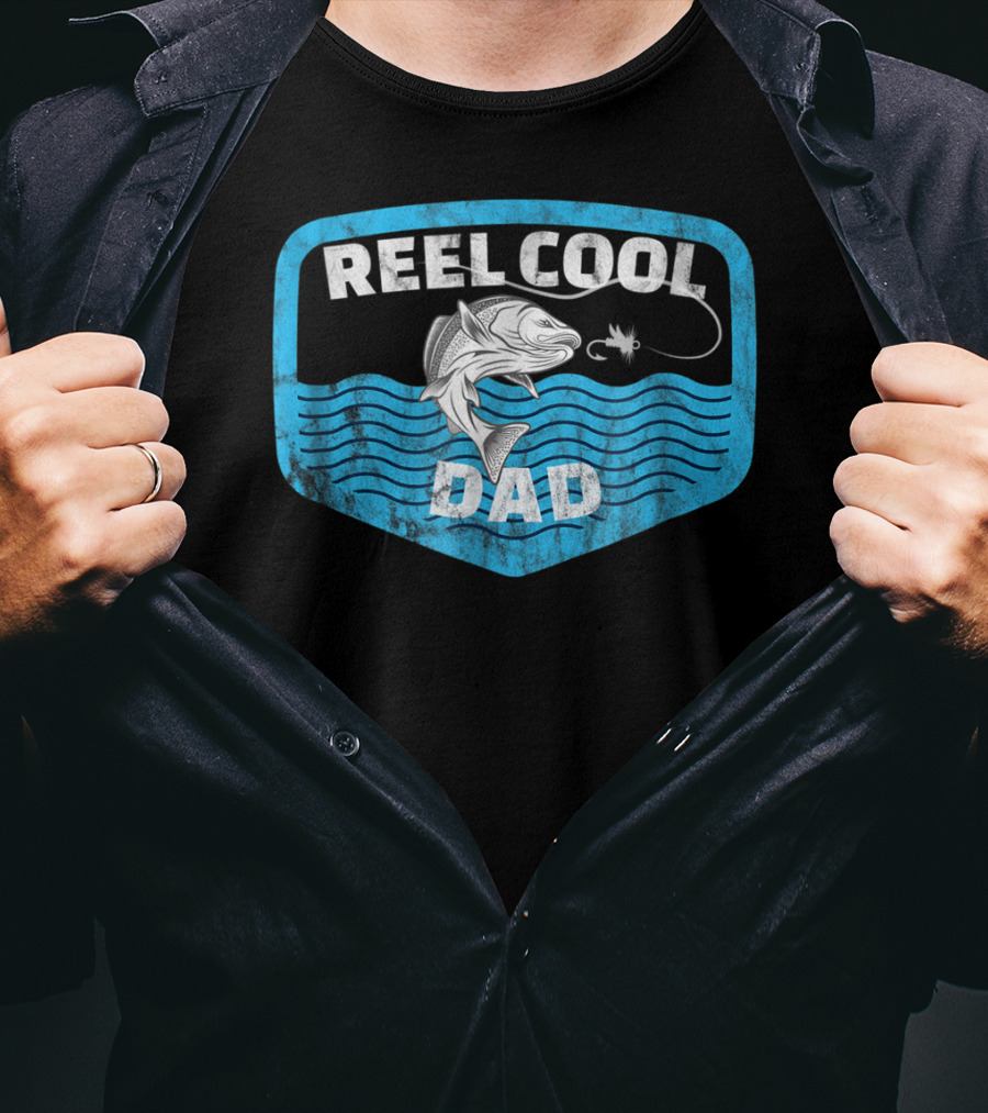 Reel Cool Dad Fathers Day Fishing Fish80 T-Shirt