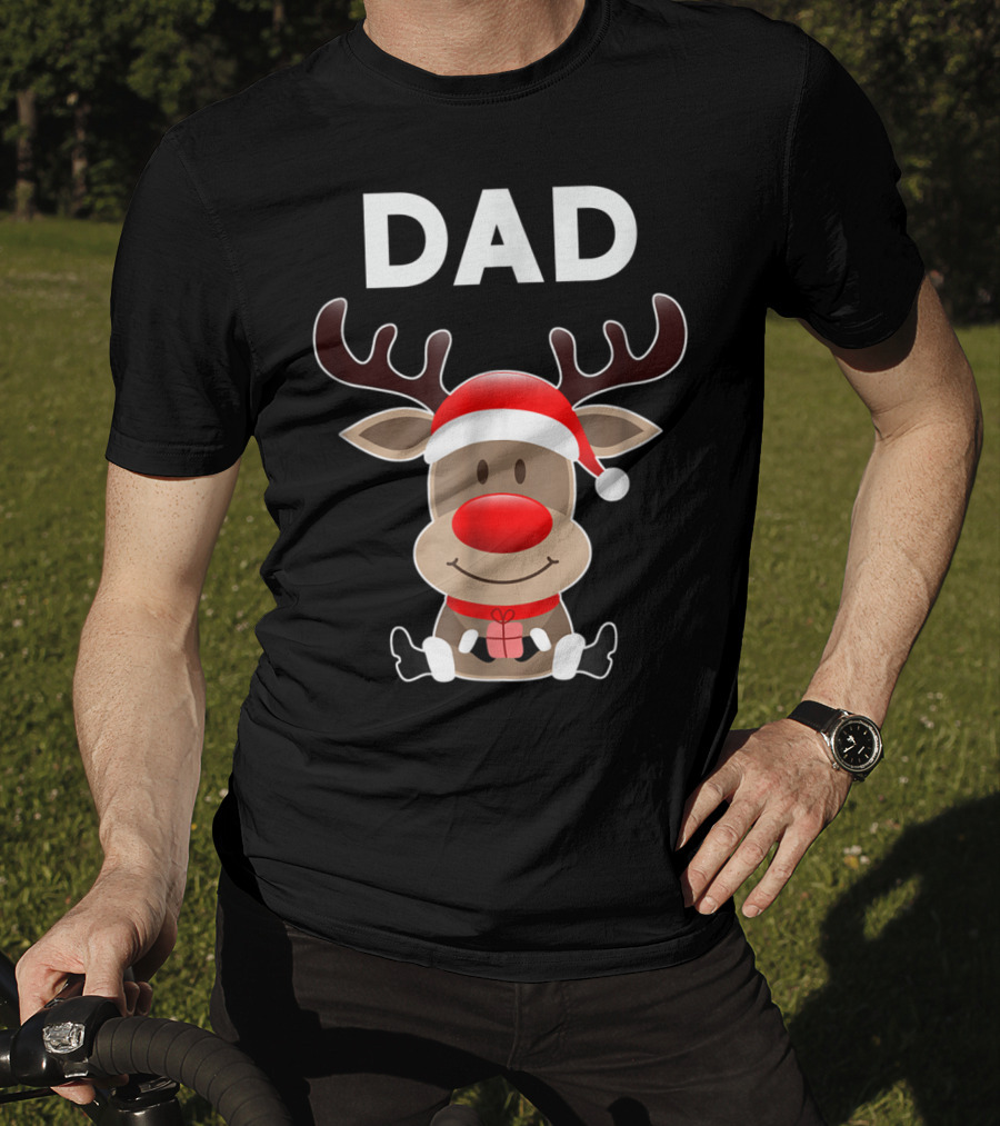 Dad Christmas Reindeer With Santa Hat And Gift T-Shirt