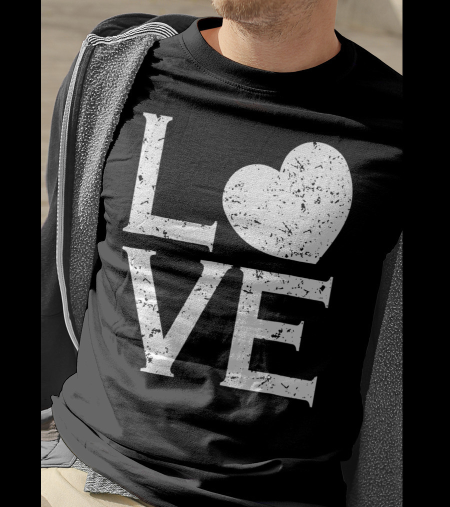 Love Heart Baseball Sports Vintage T-Shirt