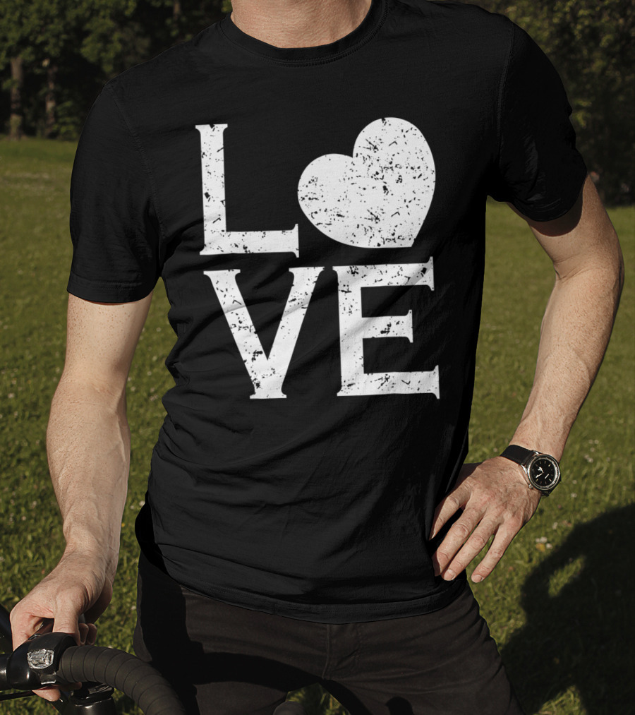 Love Heart Baseball Sports Vintage T-Shirt