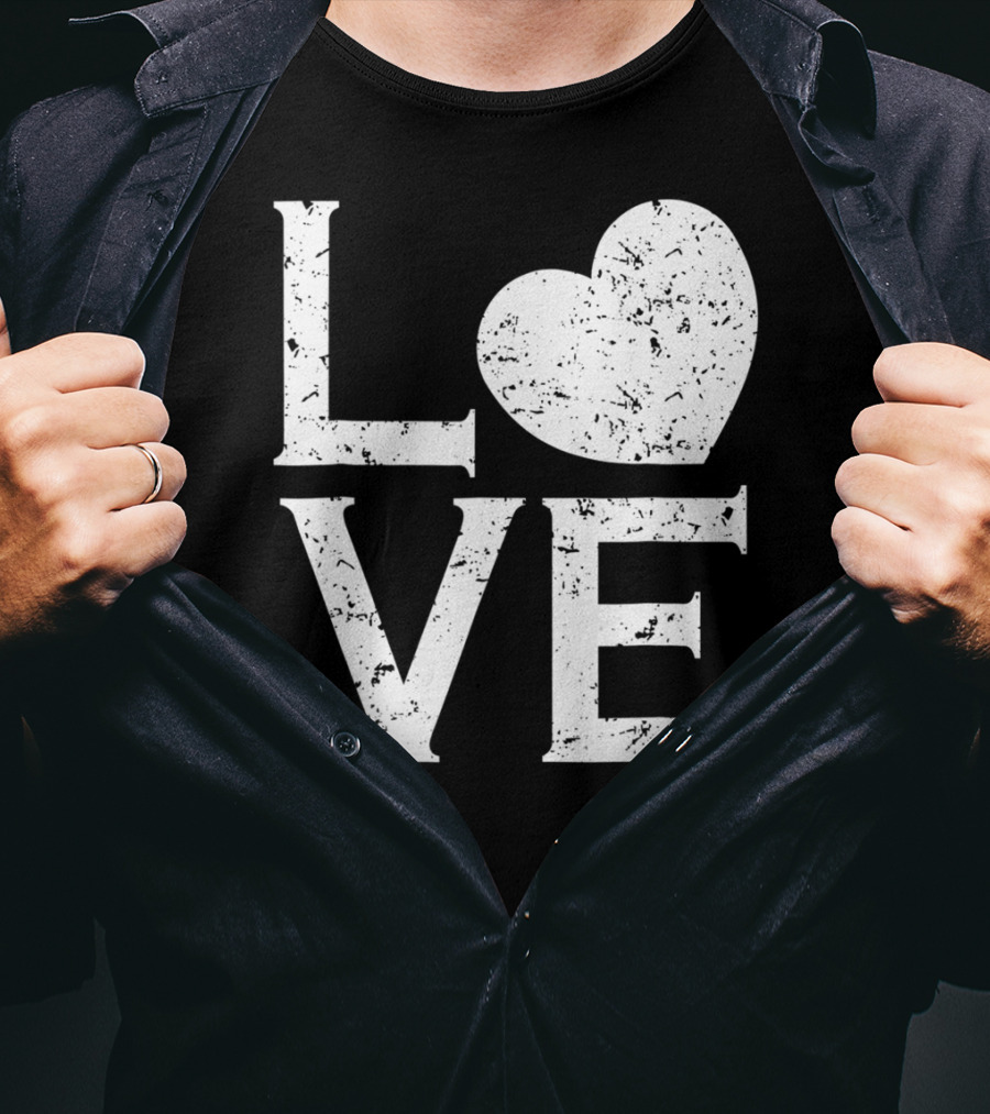 Love Heart Baseball Sports Vintage T-Shirt