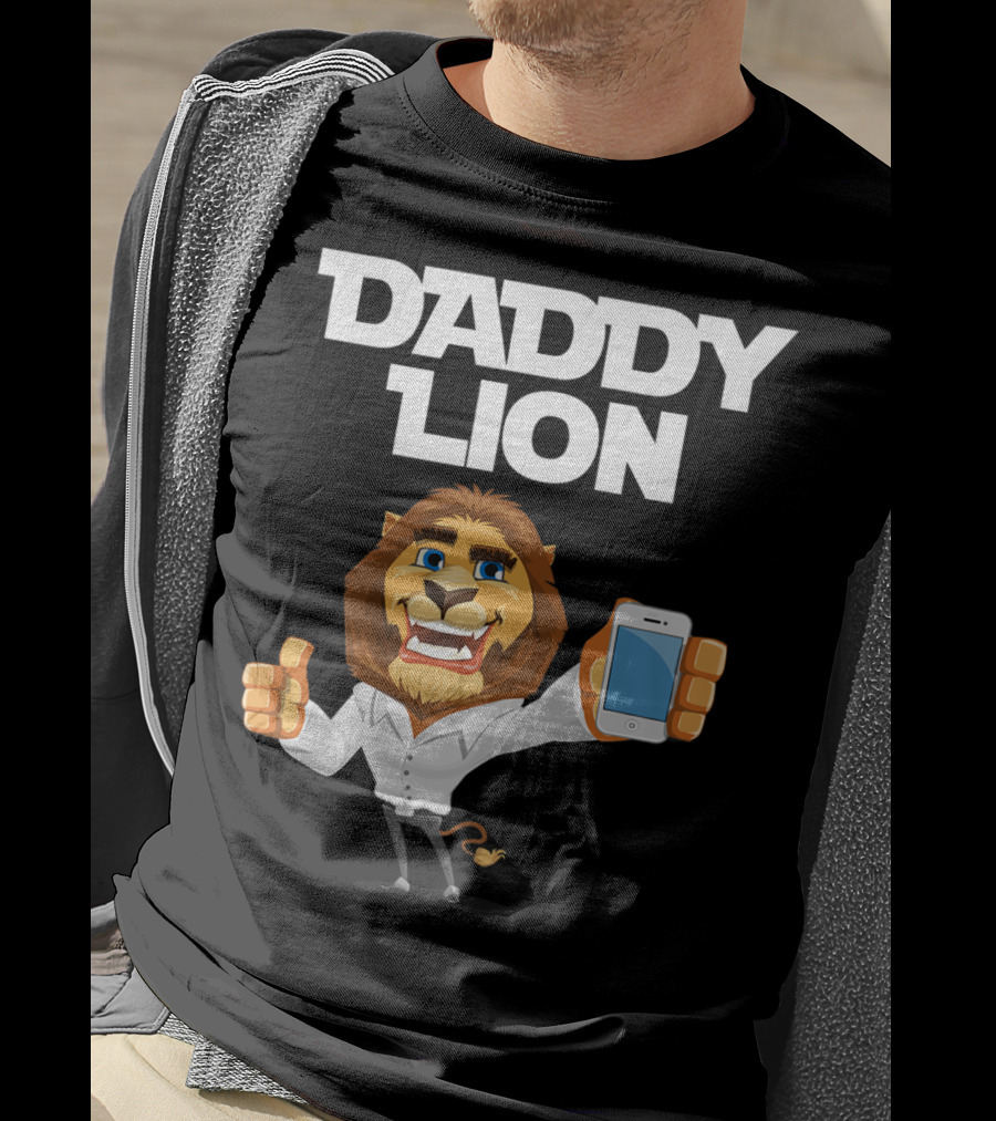 Daddy Lion Daddy Dad Lion Thumbs Up Smartphone T-Shirt