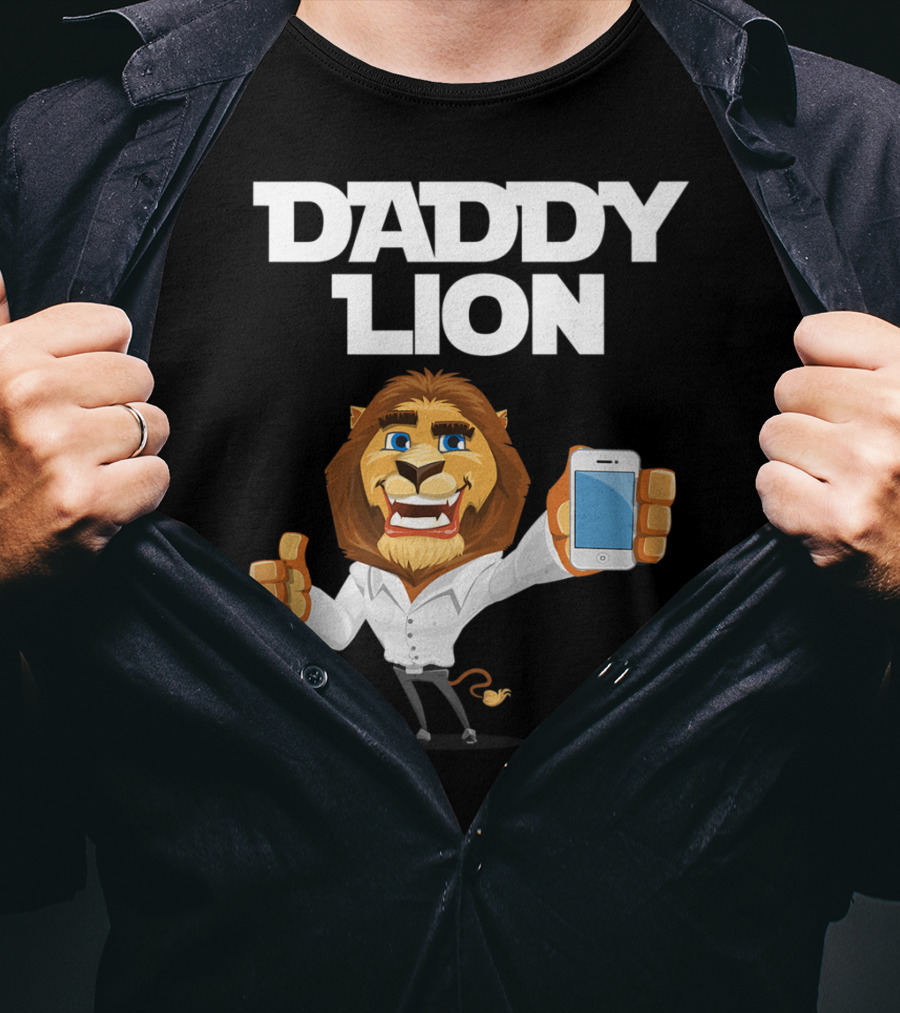 Daddy Lion Daddy Dad Lion Thumbs Up Smartphone T-Shirt