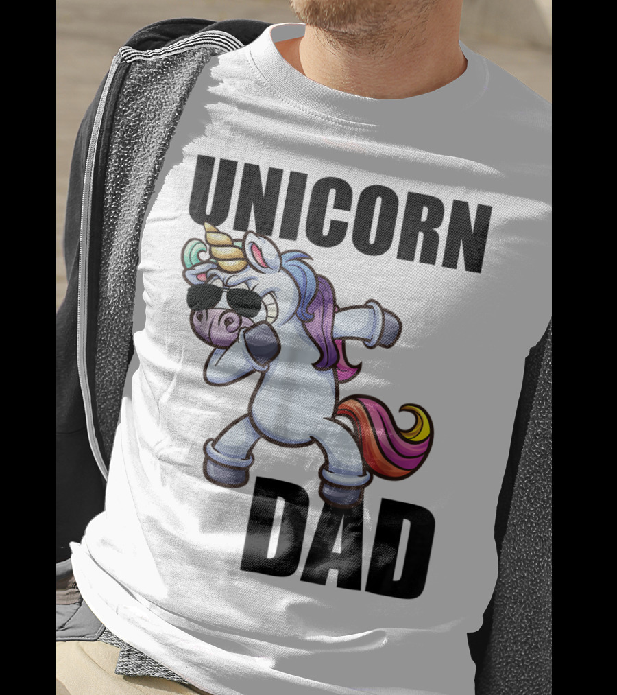 Unicorn Dad Dabbing With Sunglasses And Rainbow Mane T-Shirt