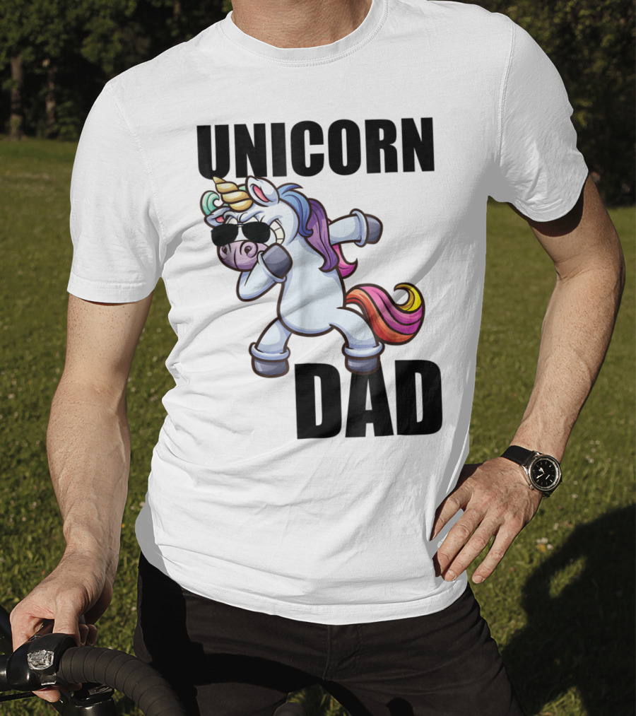 Unicorn Dad Dabbing With Sunglasses And Rainbow Mane T-Shirt