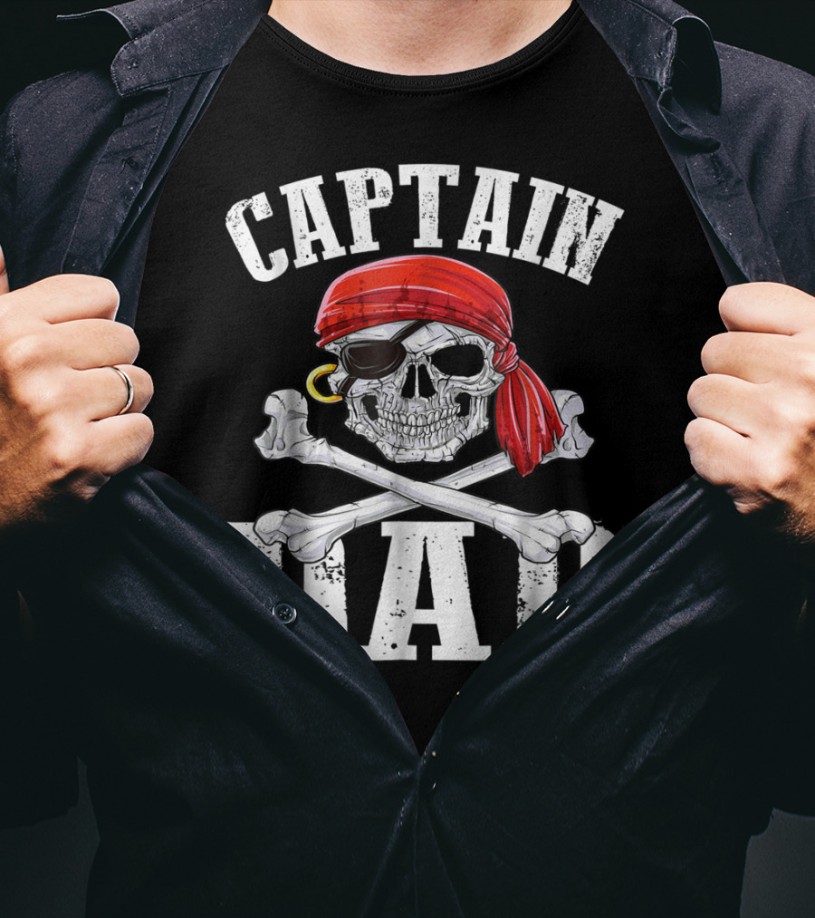 Captain Dad Skull Crossbones Red Bandana Pirate Image T-Shirt