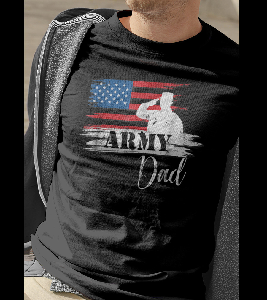 Patriotic Veteran Army Dad Saluting US Flag T-Shirt