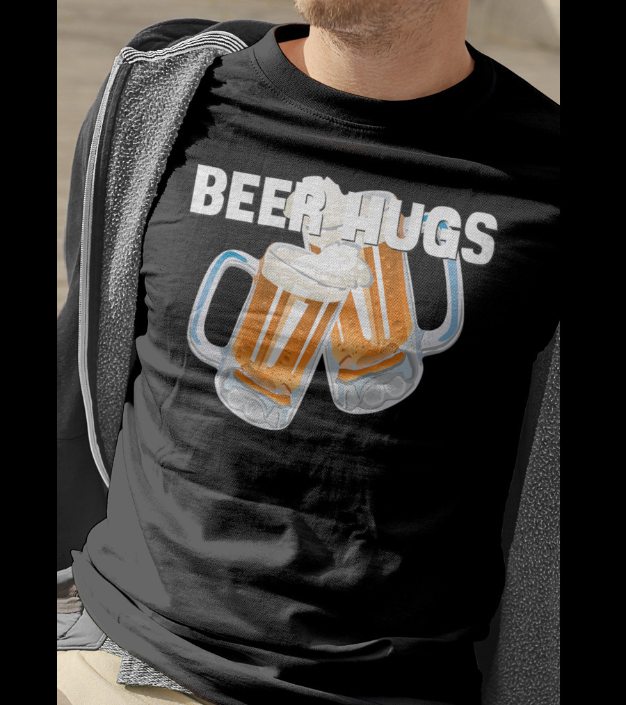 Beer Hugs Beer Drinking Dad Father Papa Husband35 T-Shirt