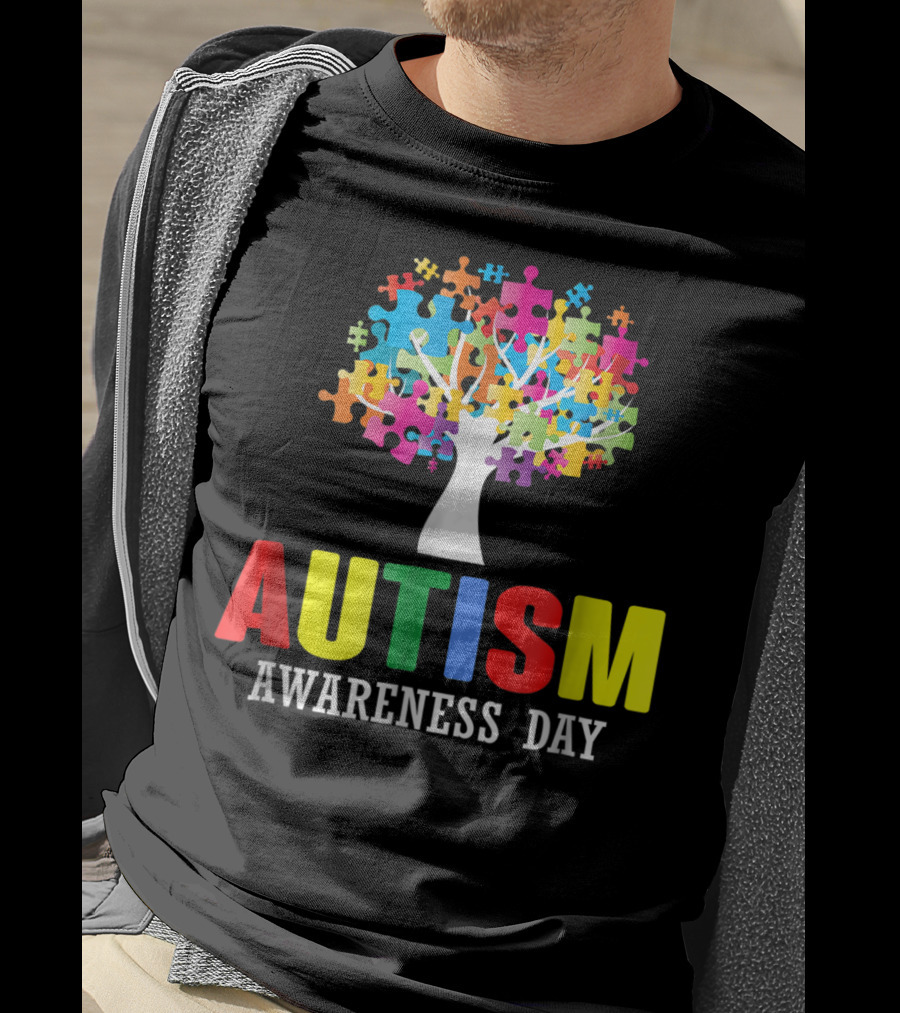 Autism Awareness Day Colorful Puzzle Tree T-Shirt