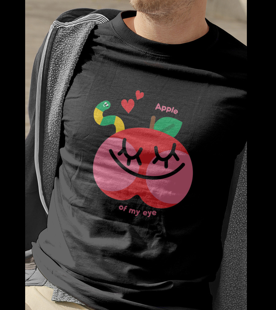 Apple Of My Eye Cute Smiling Apple With Colorful Snake And Hearts T-Shirt