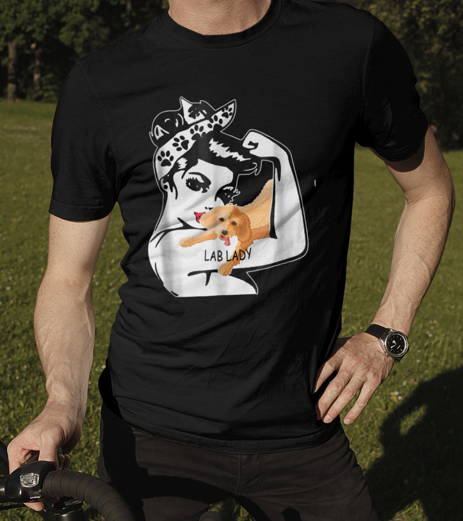 Labrador Retriever Lady Funny Mom Birthday Lab Lady T-Shirt