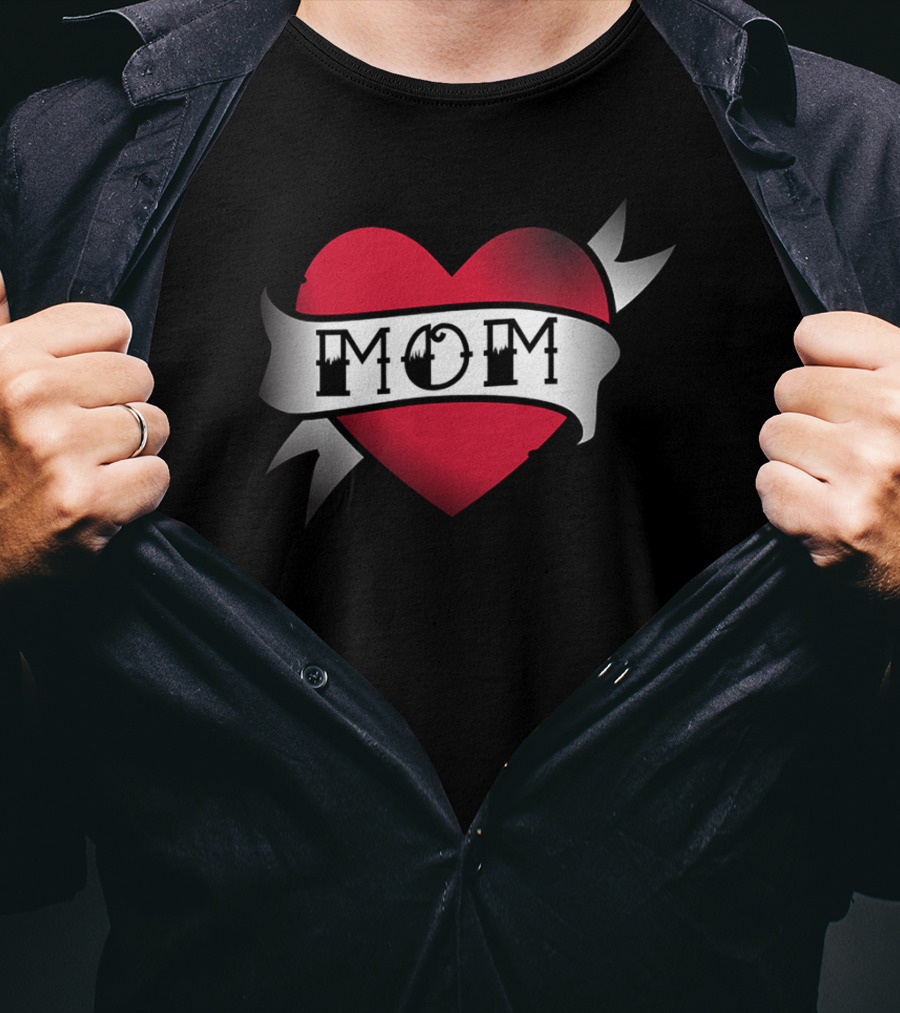Mom Dark Red Heart Banner Tattoo T-Shirt