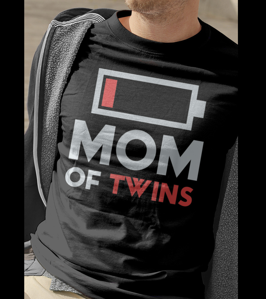 Mom Of Twins Low Battery Icon From Son Daughter Twin Mothers T-Shirt