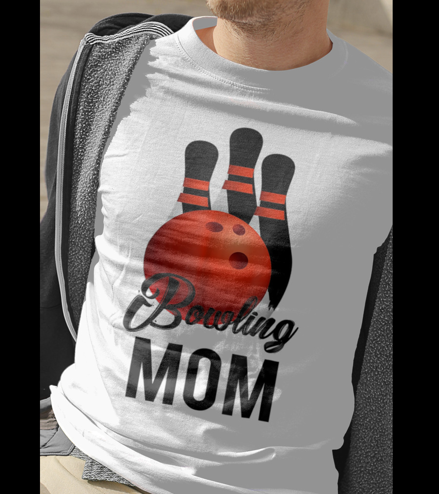Bowling Mom Mother Mummy Birthday Bowling Pins And Ball T-Shirt