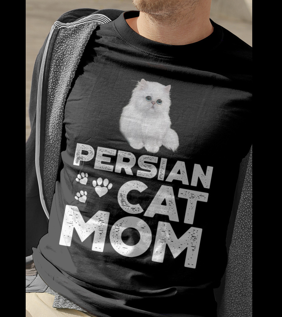Persian Cat Mom With Paw And Heart Design For Female Cat Owners T-Shirt