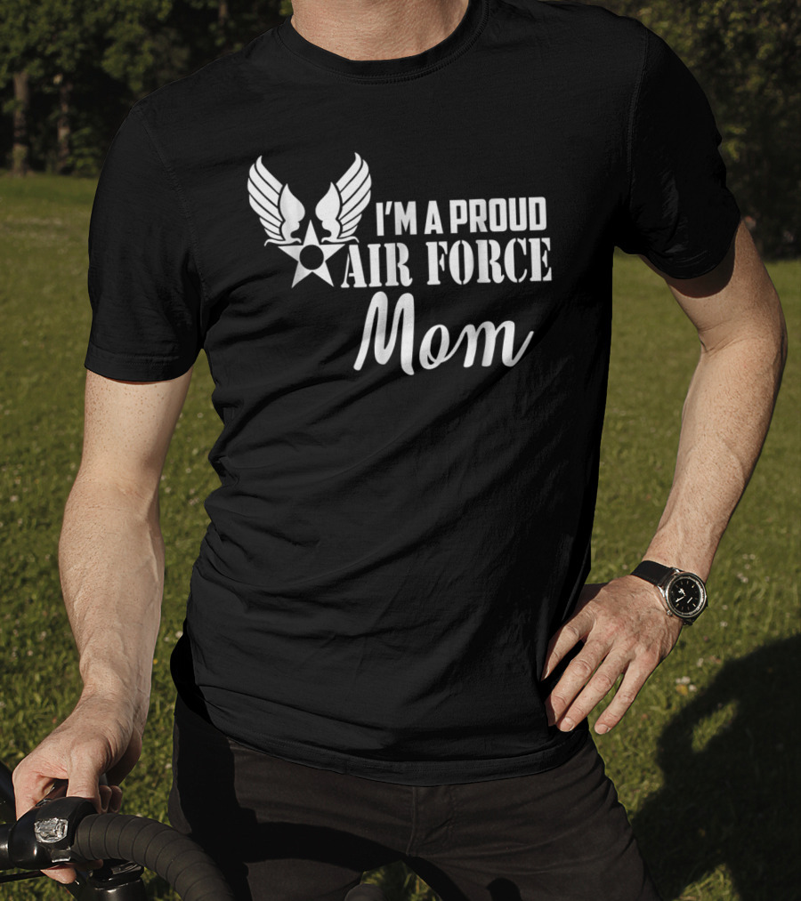 I'm A Proud Air Force Mom Wings Star T-Shirt
