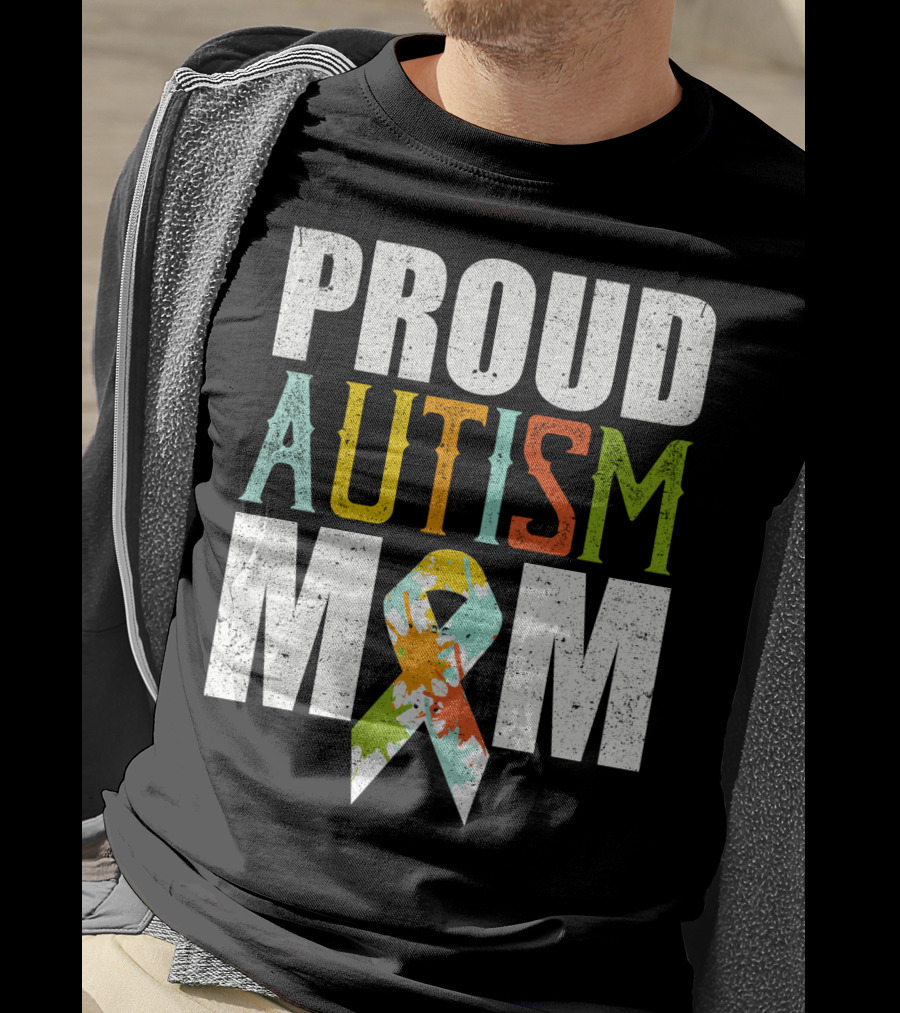 Proud Autism Mom Multicolor Awareness T-Shirt