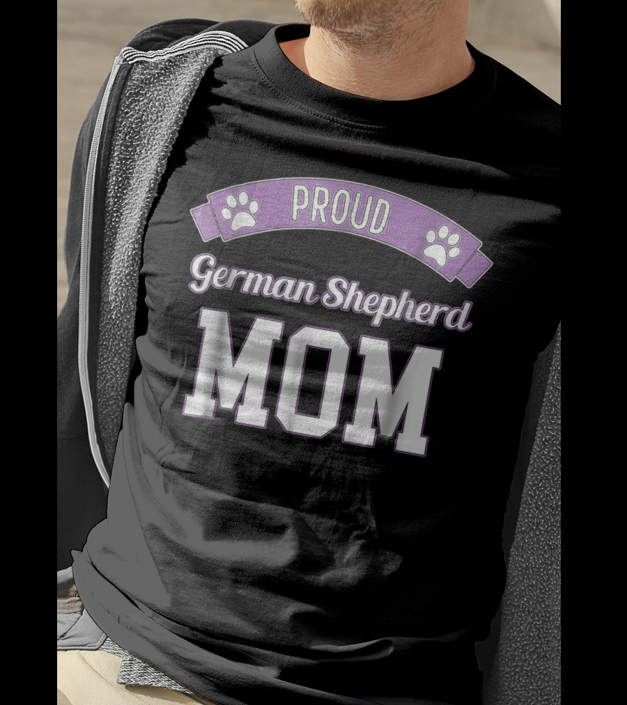 Proud German Shepherd Mom Dog Lover With Paw Prints T-Shirt