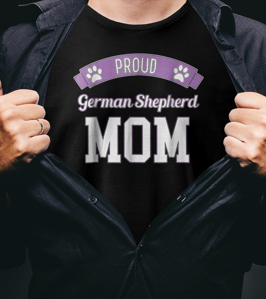 Proud German Shepherd Mom Dog Lover With Paw Prints T-Shirt