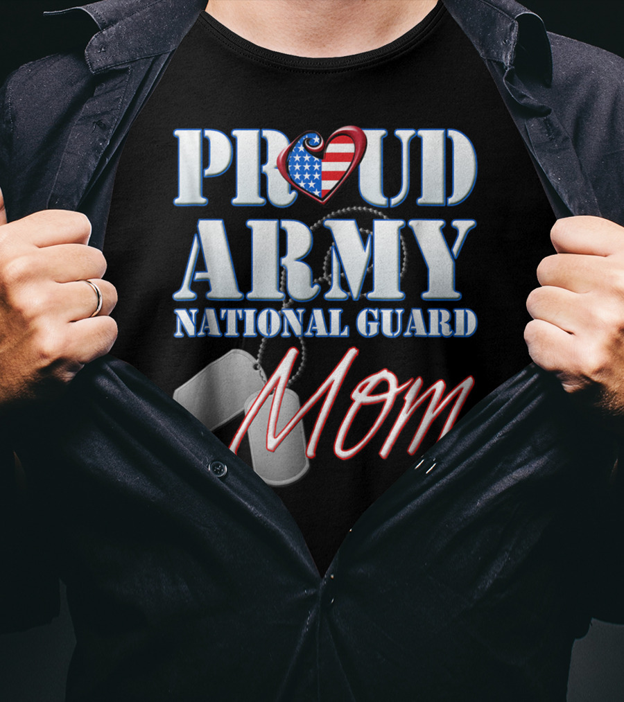 Proud Army National Guard Mom USA Heart Dog Tags T-Shirt