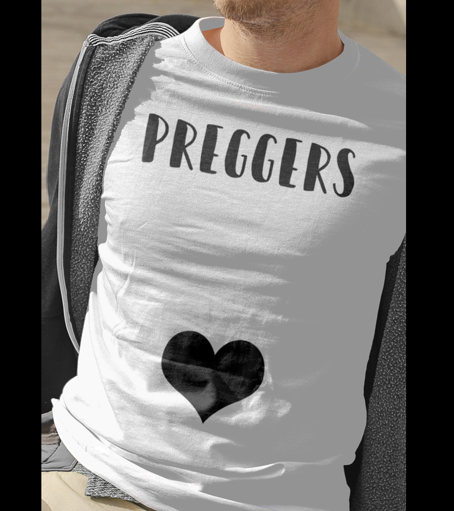 Preggers Announce Baby Prego Mom Heart Idea46 T-Shirt