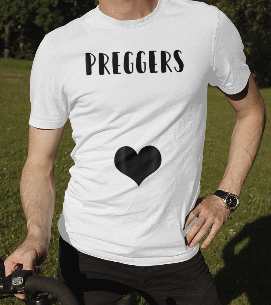 Preggers Announce Baby Prego Mom Heart Idea46 T-Shirt