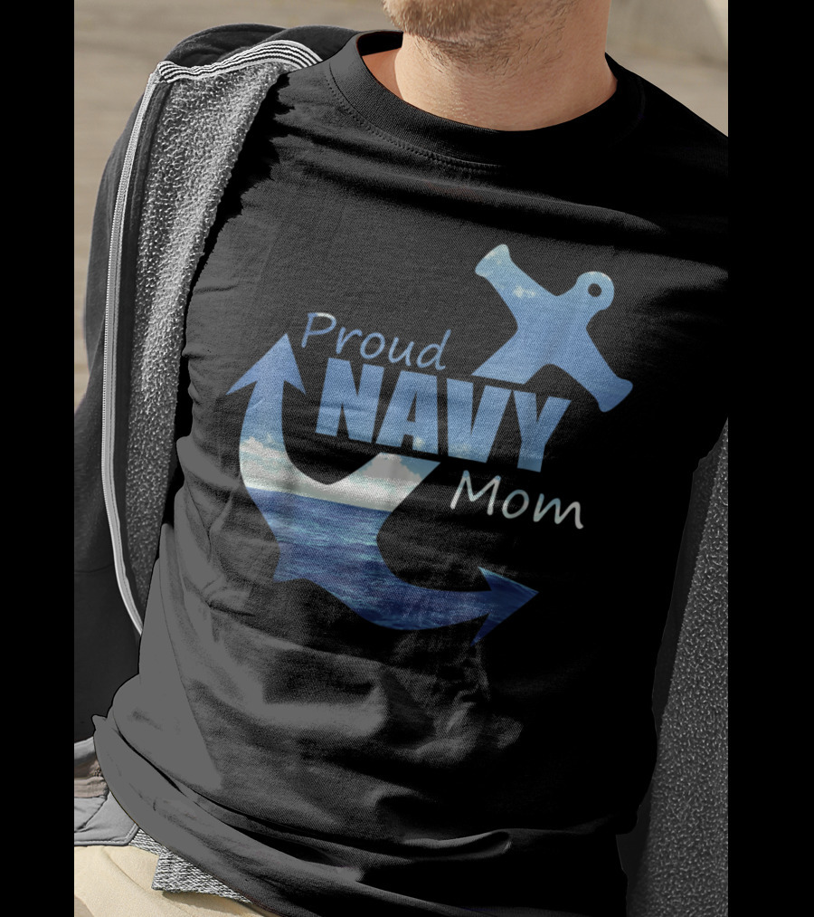 Proud Navy Mom Anchor Ocean T-Shirt