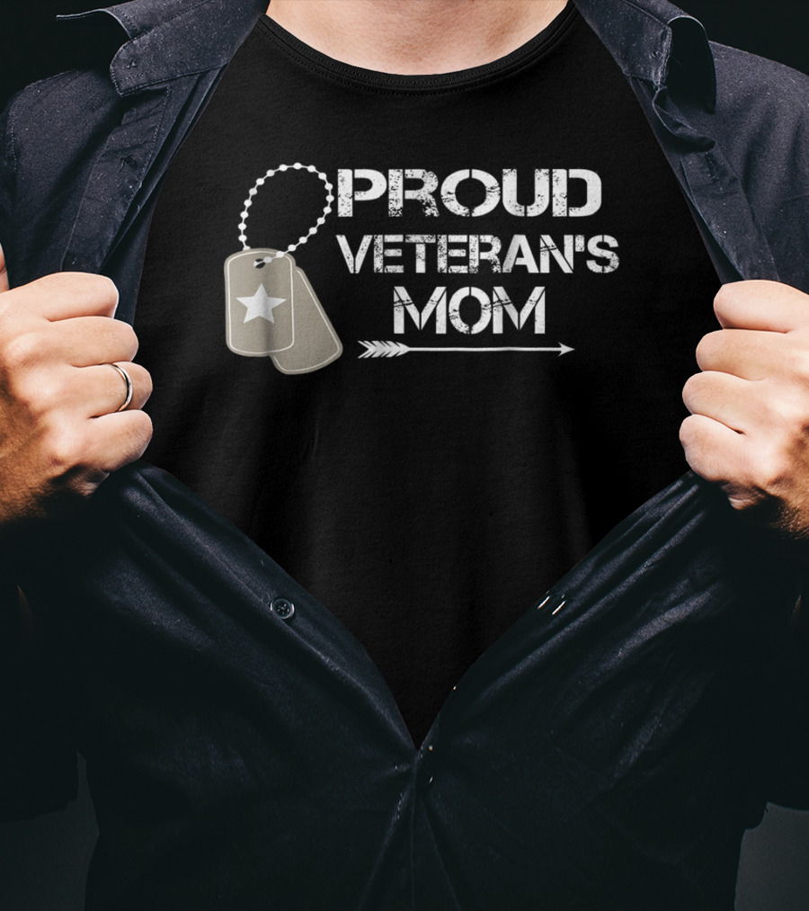 Proud Veteran's Mom Dog Tags And Arrow T-Shirt